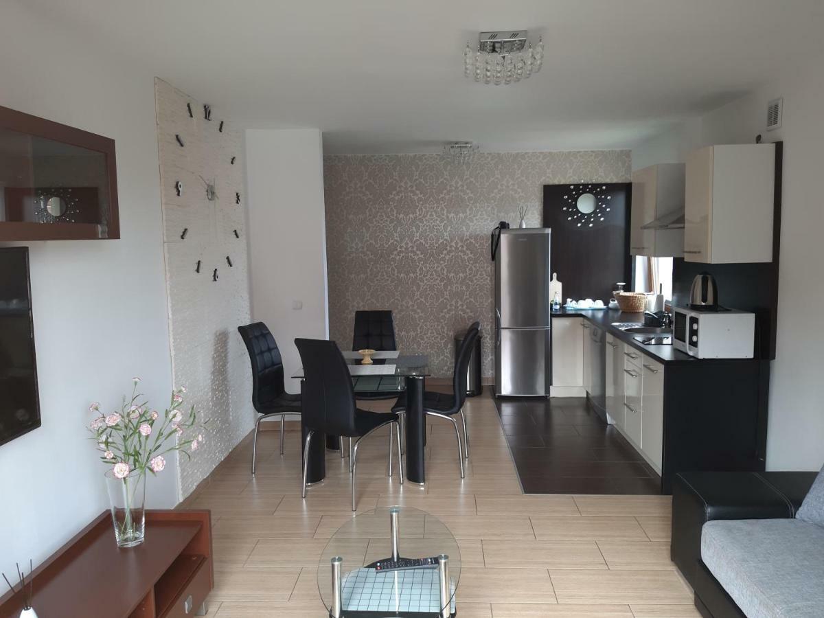 Apartament Piotr 莱鲍 外观 照片